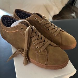 NEW IN BOX Men’s Ben Sherman Sneakers